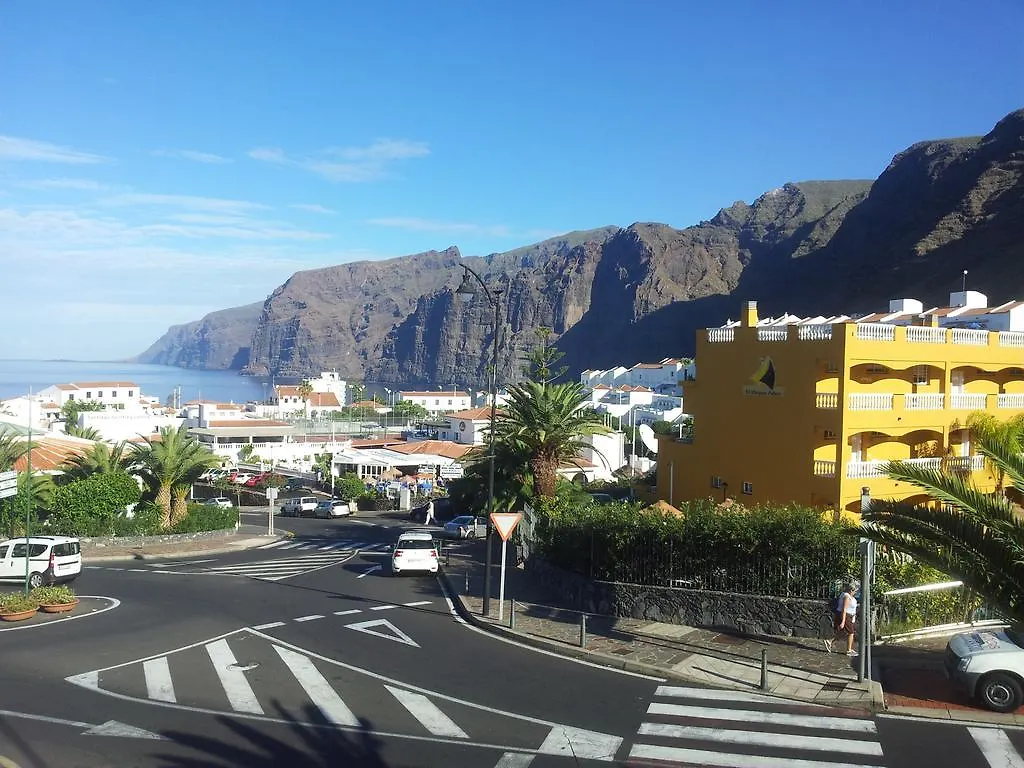 La Arena Beach Puerto de Santiago  Puerto de Santiago (Tenerife)